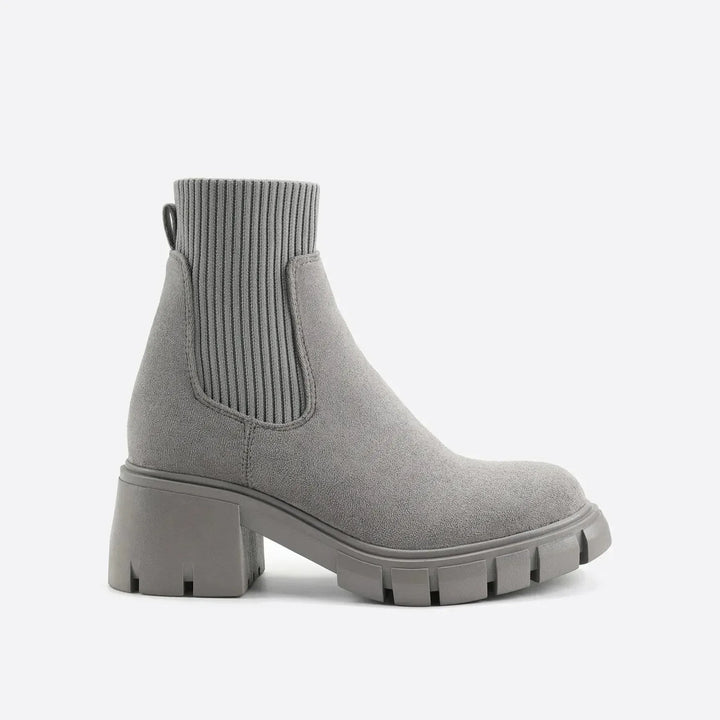 Boreal™ | Botas chelsea de caña baja con forro cálido y acabado premium