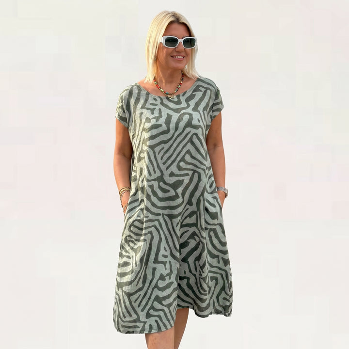 Avanille | Vestido de verano con cuello redondo.
