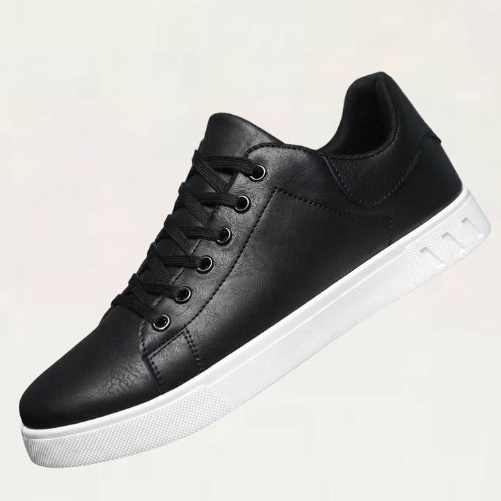BERLIN – Zapatillas de cuero